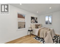 2358 LOUIS AVENUE - 16