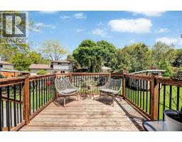 398 THORN RIDGE CRESCENT - 11
