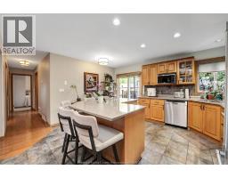 398 THORN RIDGE CRESCENT - 20