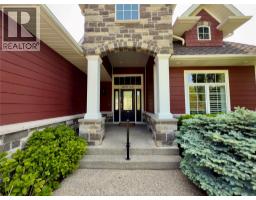 33 MONTEGO BAY CRESCENT - 11