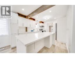 699 ALEXANDRINE STREET - 14