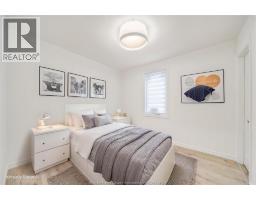 699 ALEXANDRINE STREET - 32