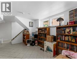 1025 CAMPBELL AVENUE - 21
