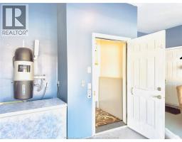 1655 BIRCHWOOD CRESCENT - 34