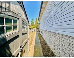 1655 BIRCHWOOD CRESCENT - 36