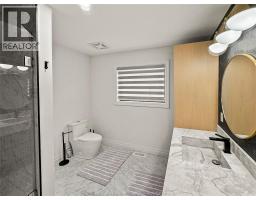 4538 Valerio CRESCENT - 20