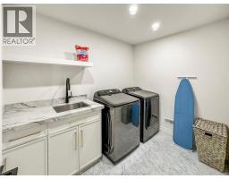 4538 Valerio CRESCENT - 25
