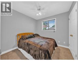 382 THORN RIDGE - 13