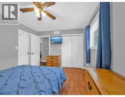 382 THORN RIDGE - 16