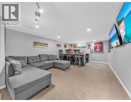 382 THORN RIDGE - 20