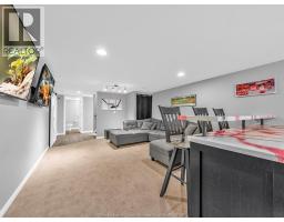 382 THORN RIDGE - 21