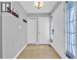 382 THORN RIDGE - 5