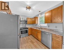 382 THORN RIDGE - 9