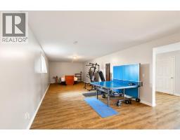 8020 Gardiner CRESCENT - 34