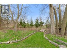 8020 Gardiner CRESCENT - 44