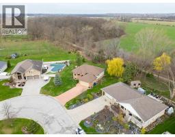 8020 Gardiner CRESCENT - 8