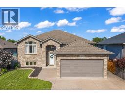 3040 TROUP CRESCENT - 1