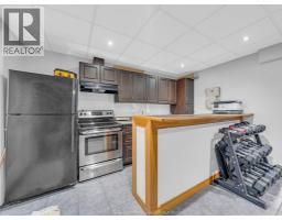 3040 TROUP CRESCENT - 30
