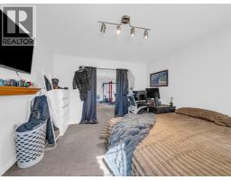 3040 TROUP CRESCENT - 35