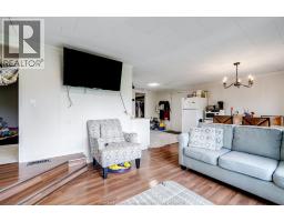 52 Robinson STREET - 28