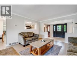 52 Robinson STREET - 5