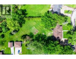 52 Robinson STREET - 50
