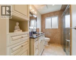 2495 MCKAY - 22