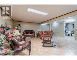 2495 MCKAY - 25