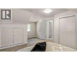 4054 ROSELAND DRIVE West - 26