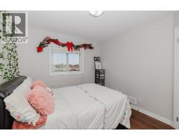 3068 TROUP CRESCENT - 13