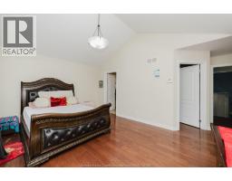 3068 TROUP CRESCENT - 21