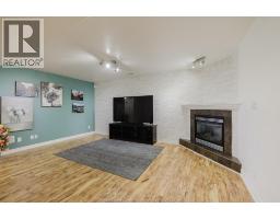 3068 TROUP CRESCENT - 28