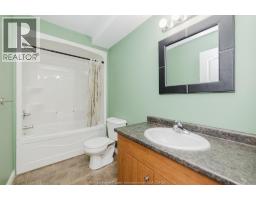 3068 TROUP CRESCENT - 31