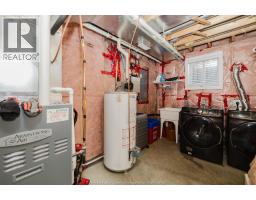 3068 TROUP CRESCENT - 33