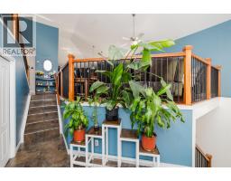 3068 TROUP CRESCENT - 6