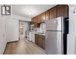 2209 FOREST - 8
