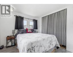 4 MALDEN HILL - 15