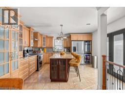 4525 GRAND MARAIS ROAD East - 13