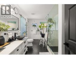 4525 GRAND MARAIS ROAD East - 20