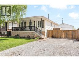 114 GLOUCESTER DRIVE - 6