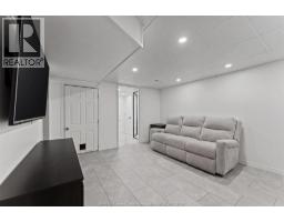 324 FRYER STREET - 16