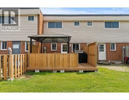 324 FRYER STREET - 23