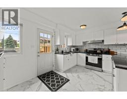 324 FRYER STREET - 7