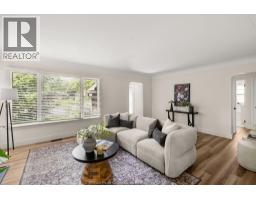 2594 BUCKINGHAM - 11