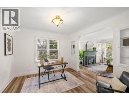 2594 BUCKINGHAM - 13