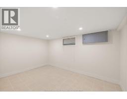 2594 BUCKINGHAM - 26