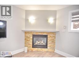 4579 PERIWINKLE CRESCENT - 36