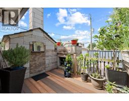 759 GLENGARRY AVENUE - 37