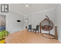 759 GLENGARRY AVENUE - 8