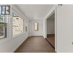 6045 Wyandotte STREET East - 6